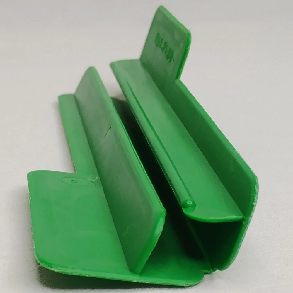 Vintage 90s Keebler Cheese N Chips Green Bag Clip Retro Food Storage Clip